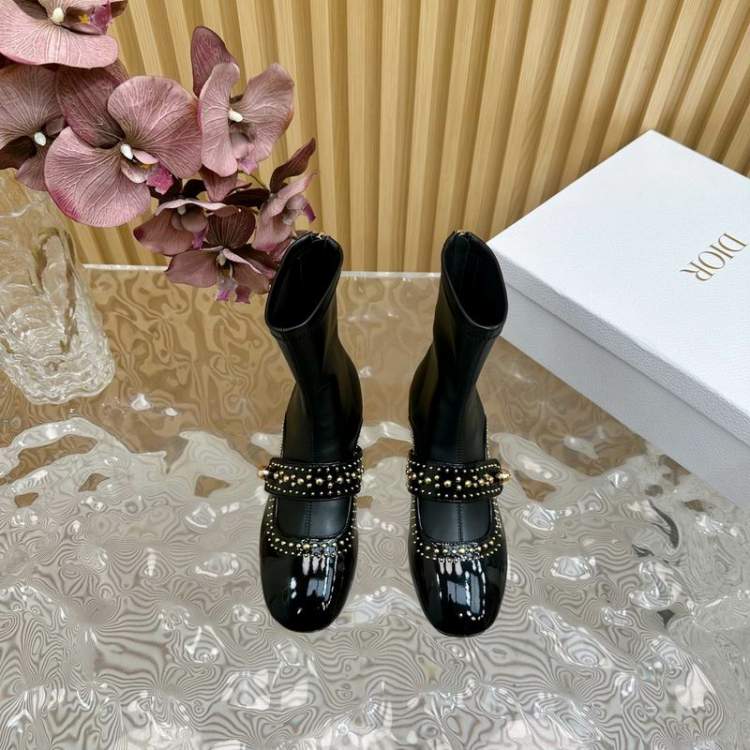 Picture of Dior Shoes _SKUDiorsz35-40J09073477